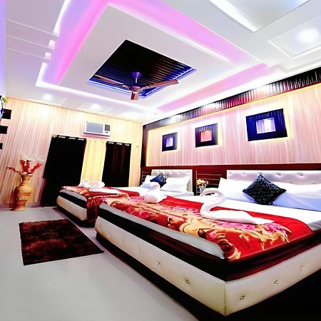Taj Square A Luxurious Family Homestay Agra  Exterior foto