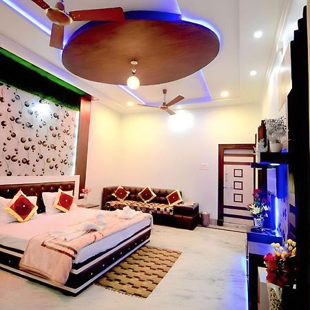 Taj Square A Luxurious Family Homestay Agra  Exterior foto