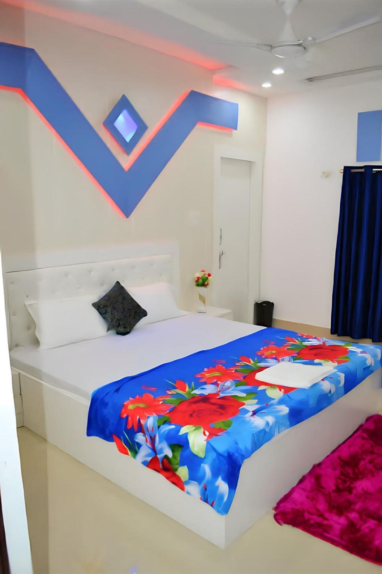 Taj Square A Luxurious Family Homestay Agra  Exterior foto