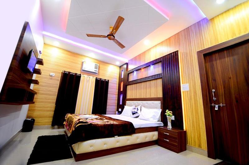 Taj Square A Luxurious Family Homestay Agra  Exterior foto
