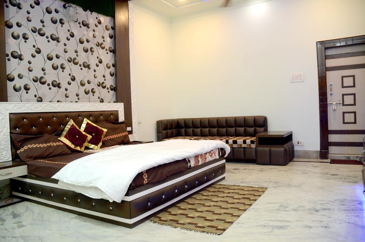 Taj Square A Luxurious Family Homestay Agra  Exterior foto