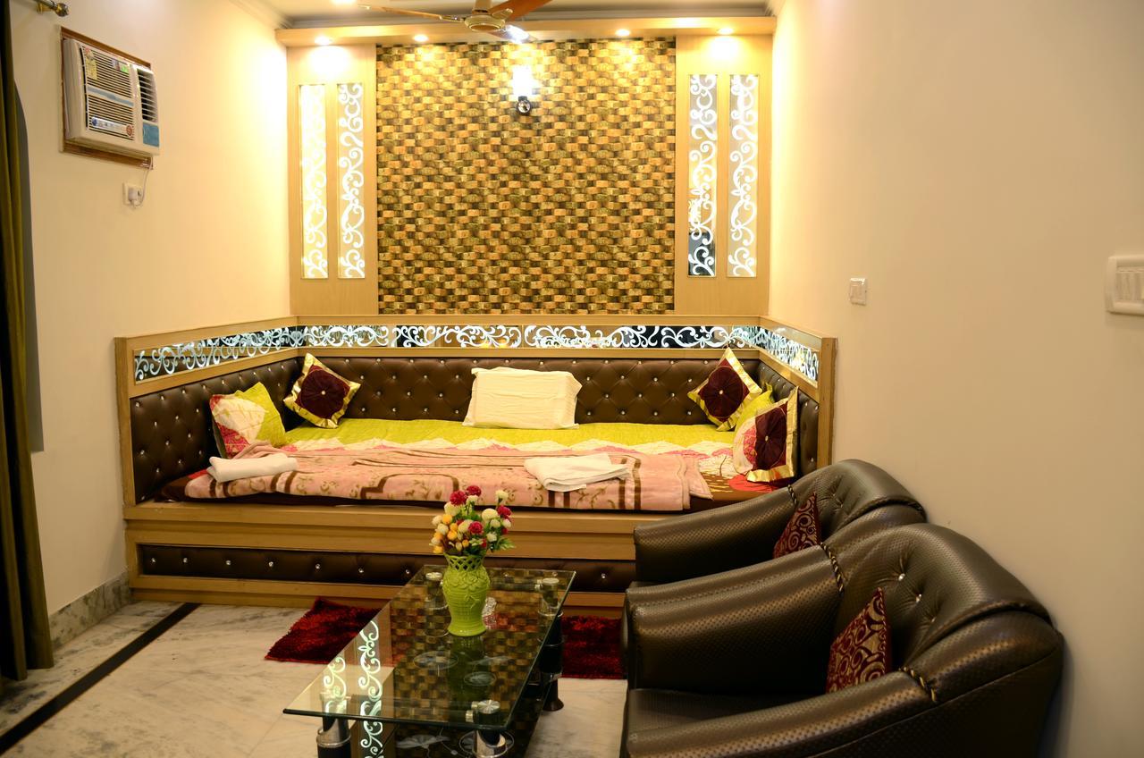 Taj Square A Luxurious Family Homestay Agra  Exterior foto