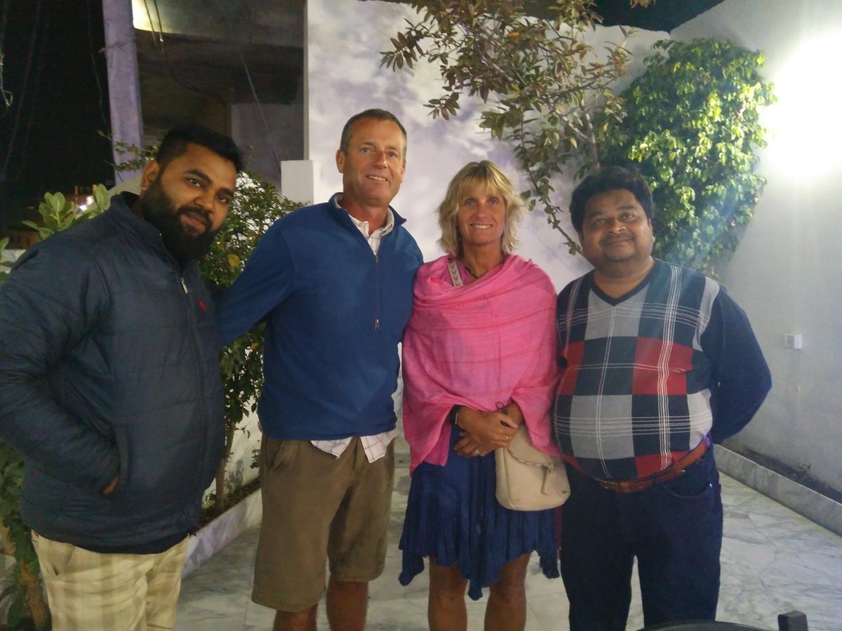Taj Square A Luxurious Family Homestay Agra  Exterior foto